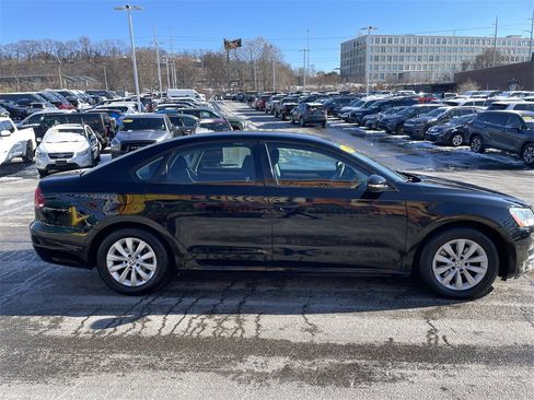 Used 2012 Volkswagen Passat 2.5 S image 7