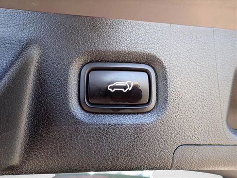 Used 2020 Hyundai Santa Fe SEL AWD/4WD image 8