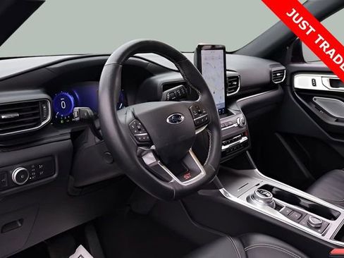 Used 2020 Ford Explorer ST w/ ST Street Pack image 13