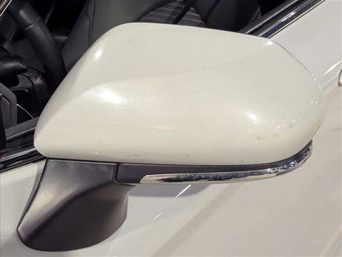 Used 2023 Toyota Camry SE image 12