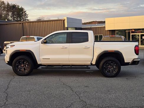 Used 2024 GMC Canyon Elevation w/ Trailering Package image 23