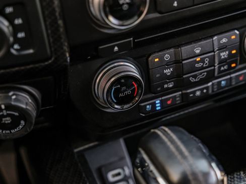 Used 2018 Ford F150 Lariat w/ Equipment Group 502A Luxury image 65