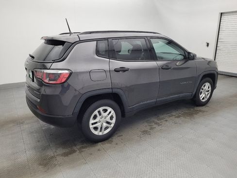Used 2018 Jeep Compass Sport image 10