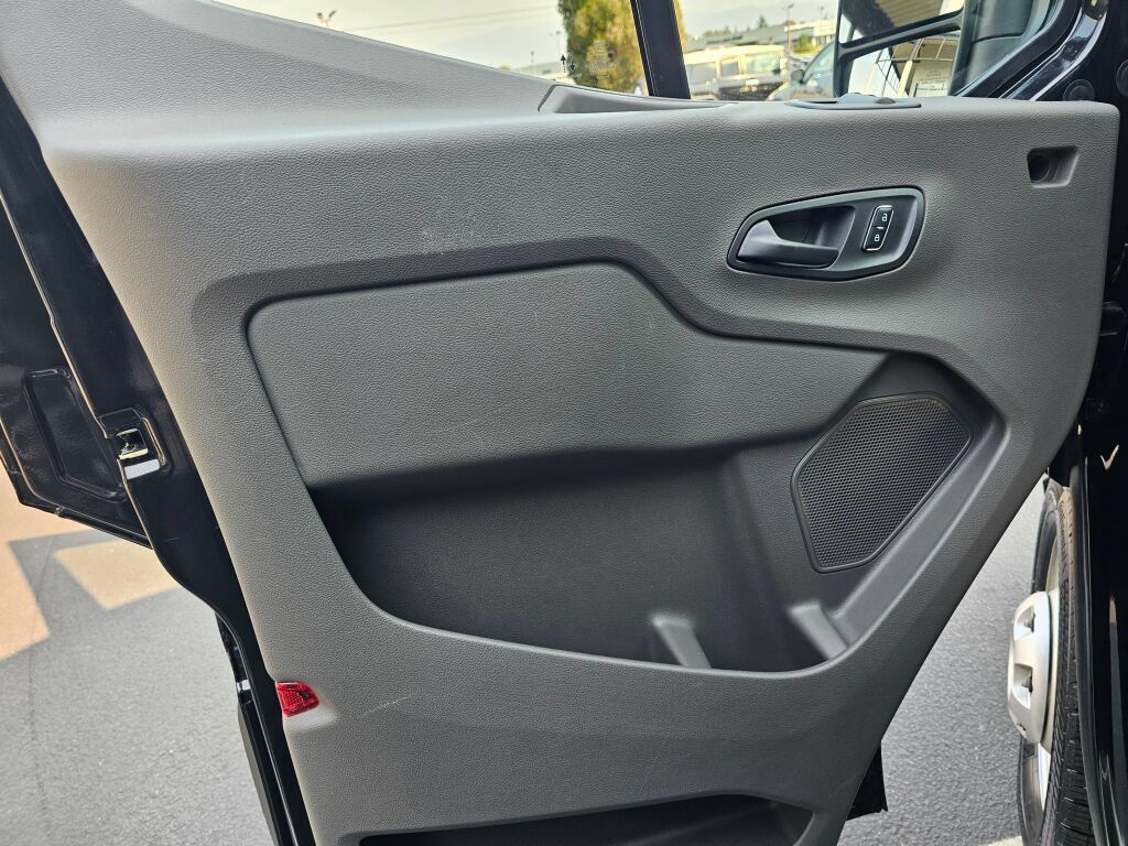 Used 2025 Ford Transit 350 XL AWD/4WD image 16