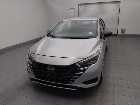 Used 2025 Nissan Versa S w/ Trunk Package image 15