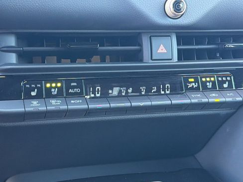 Certified 2026 Toyota Crown AWD/4WD image 14
