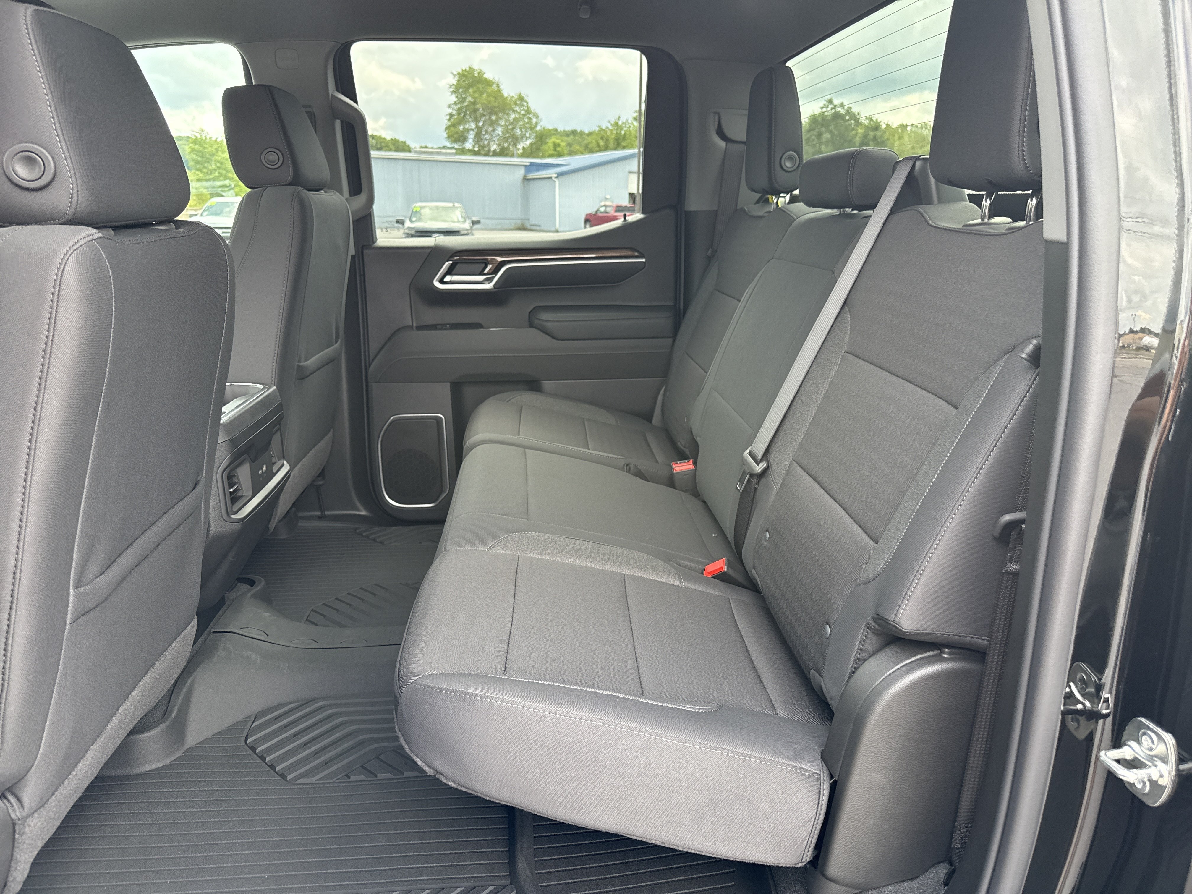 New 2026 Chevrolet Silverado 1500 RST w/ Z71 Off-Road Package AWD/4WD image 25