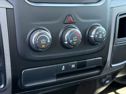 Used 2022 RAM 1500 Tradesman w/ Power & Remote Entry Group image 9