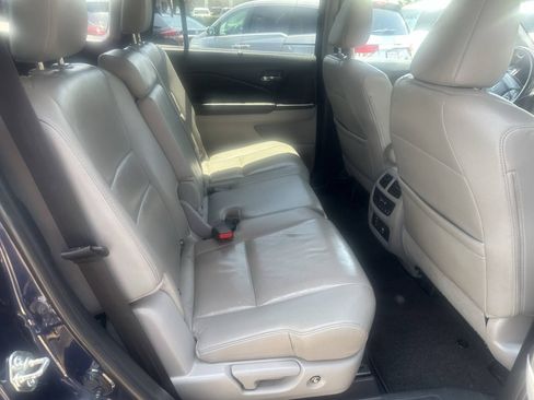 Used 2016 Honda Pilot Touring image 17