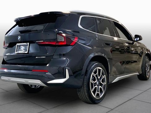 Used 2025 BMW X1 xDrive28i AWD/4WD image 12