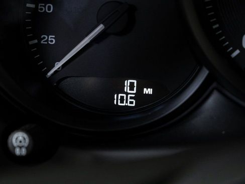 New 2026 Porsche Macan Turbo image 12