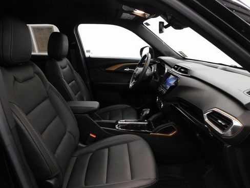 Used 2023 Chevrolet TrailBlazer ACTIV w/ Convenience Package image 34