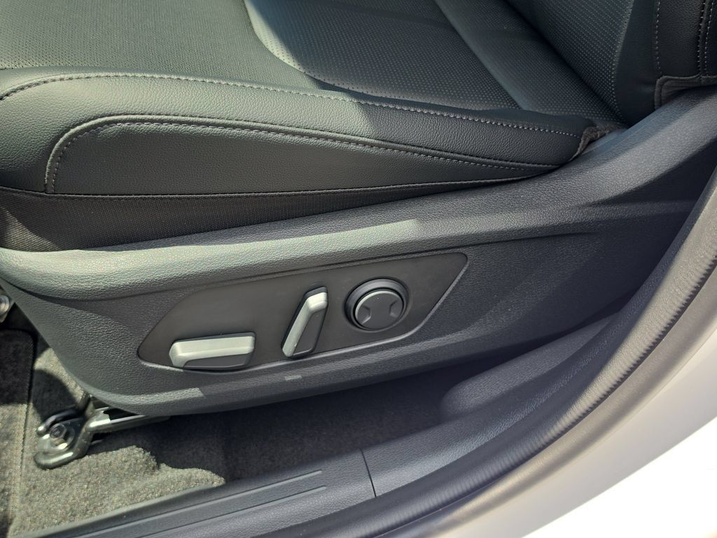 New 2027 Kia Sportage SX FWD image 21