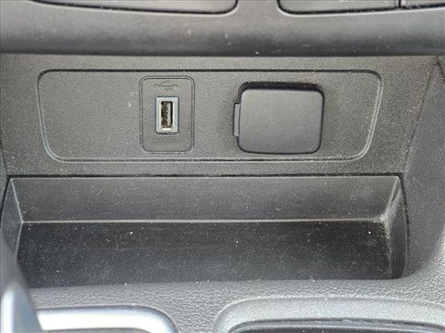 Used 2019 Ford Escape SEL image 20