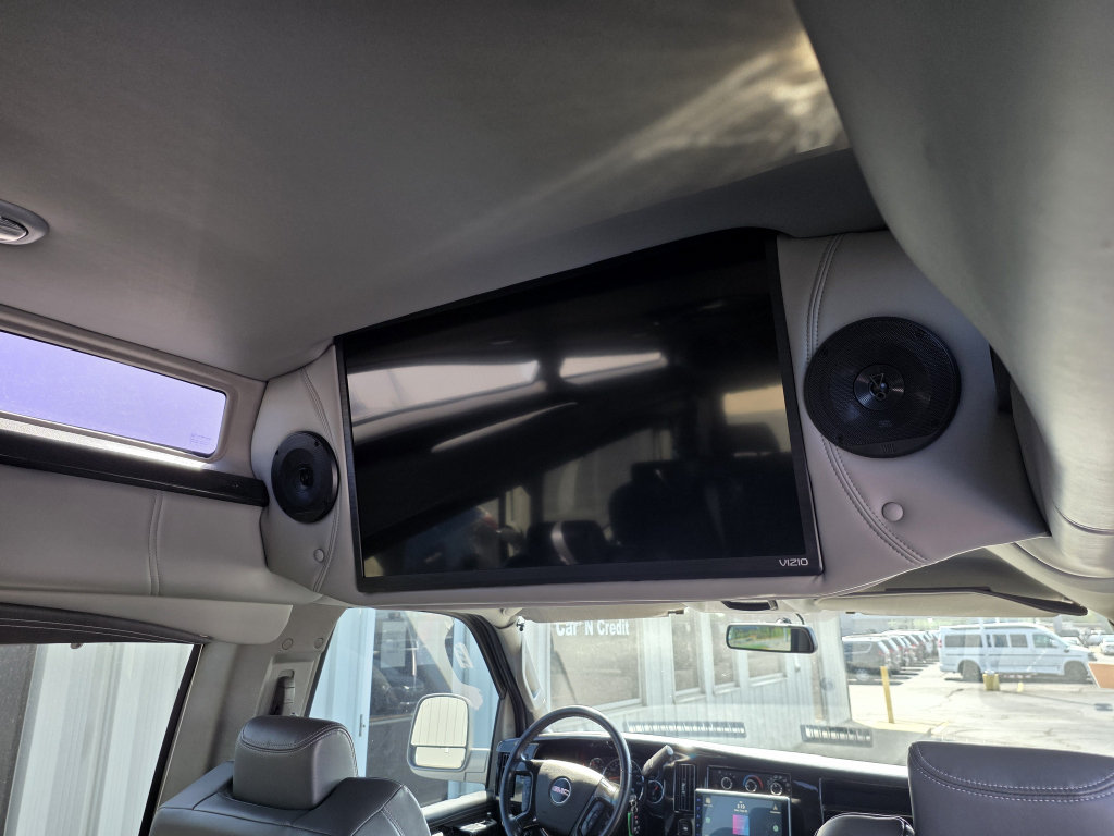Used 2023 GMC Savana 2500 Extended RWD image 35
