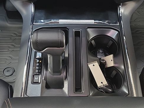 New 2026 Ford F150 Lariat w/ Equipment Group 502A High image 19