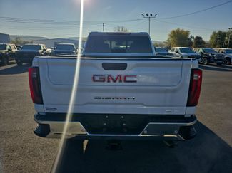 New 2026 GMC Sierra 2500 SLT w/ SLT Premium Package video 4