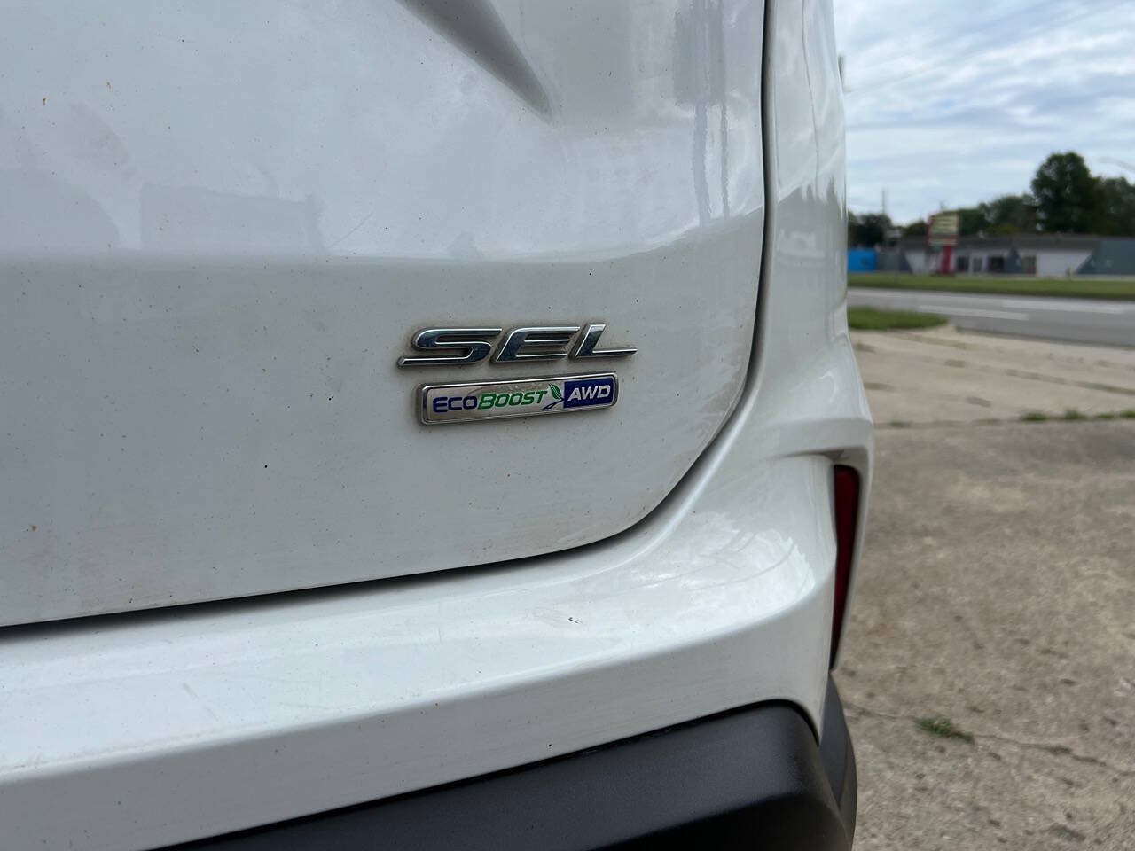 Used 2020 Ford Edge SEL w/ Convenience Package AWD/4WD image 7