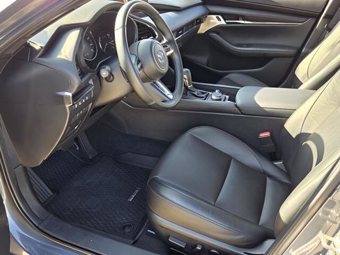 Used 2023 MAZDA MAZDA3 Hatchback w/ Appearance Package image 13