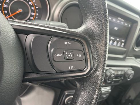 Used 2022 Jeep Gladiator Sport w/ Trailer Tow Package image 27