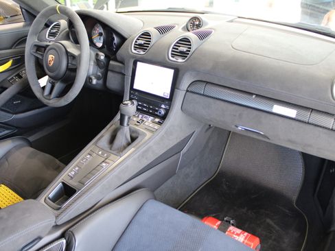 Used 2023 Porsche 718 Cayman GT4 RS image 31