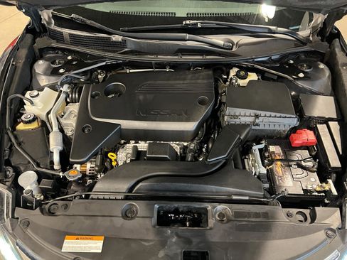 Used 2016 Nissan Altima 2.5 SL w/ 2.5 Technology w/LED Package FWD image 45