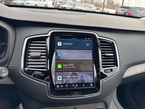 Used 2023 Volvo XC90 T8 Ultimate w/ Protection Package Premier image 14