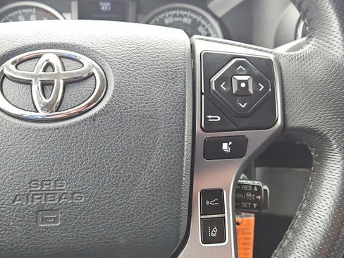 Used 2019 Toyota Tacoma SR5 image 32