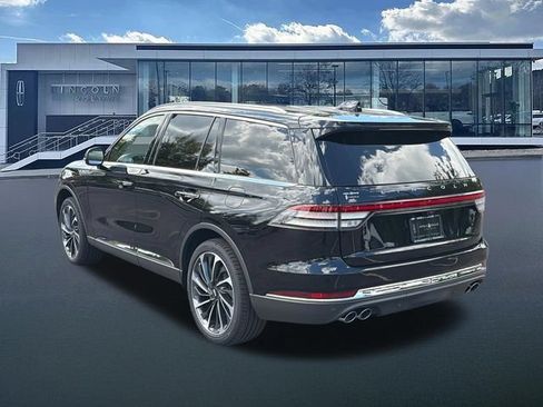 New 2027 Lincoln Aviator Reserve AWD/4WD image 5