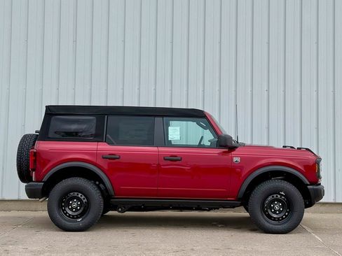 New 2026 Ford Bronco Big Bend w/ Black Diamond Package AWD/4WD image 7