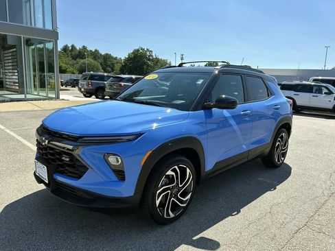 Used 2024 Chevrolet TrailBlazer RS FWD image 7