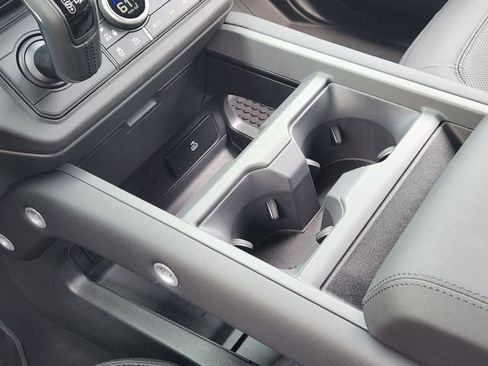 New 2026 Land Rover Defender 110 X-Dynamic SE AWD/4WD image 15