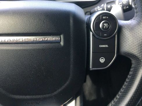 Used 2016 Land Rover Range Rover Sport HSE image 18