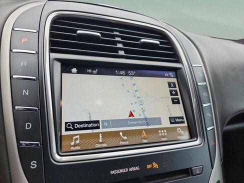 Used 2017 Lincoln MKX Black Label w/ Driver Assistance Package image 28