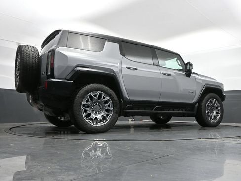 Used 2025 GMC Hummer EV 3X AWD/4WD image 39