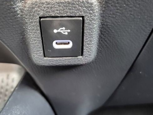 Used 2023 Toyota Corolla SE image 33