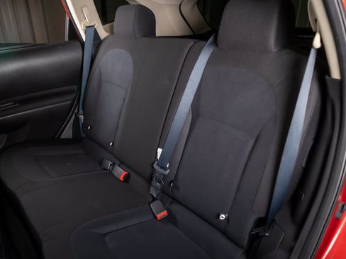 Used 2015 Nissan Rogue S w/ Convenience Package FWD image 16