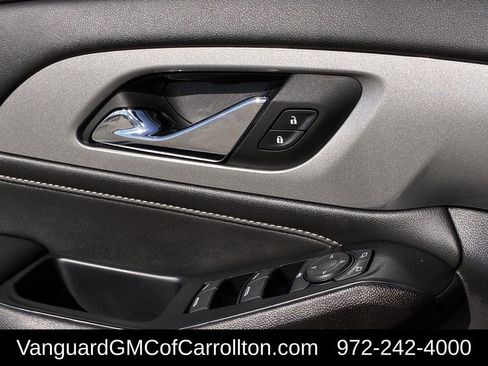 Used 2023 Chevrolet Traverse LT w/ LPO, Floor Liner Package image 23