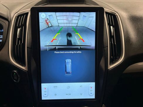 Used 2022 Ford Edge SE image 41