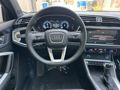 Used 2025 Audi Q3 2.0T Premium w/ Convenience Package AWD/4WD image 14