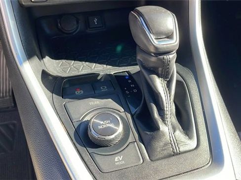 Used 2020 Toyota RAV4 XSE w/ XSE Grade Weather Package image 17