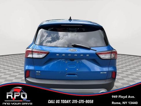 Used 2021 Ford Escape SE w/ Convenience Package AWD/4WD image 4
