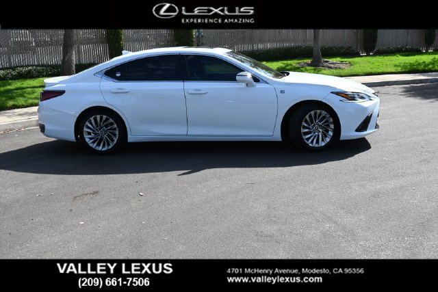 Certified 2024 Lexus ES 300h F Sport w/ Accessory Package (Z2) FWD image 3