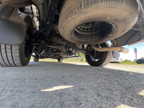 Used 2014 Toyota Tundra SR5 w/ SR5 Upgrade Package RWD image 10