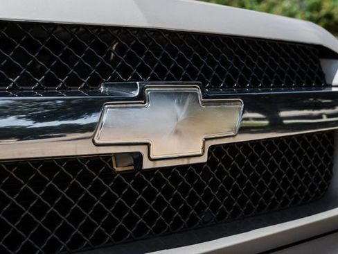 Used 2004 Chevrolet Avalanche 2WD image 20