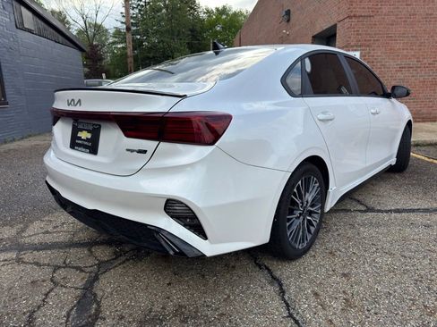 Used 2023 Kia Forte GT-Line FWD image 2