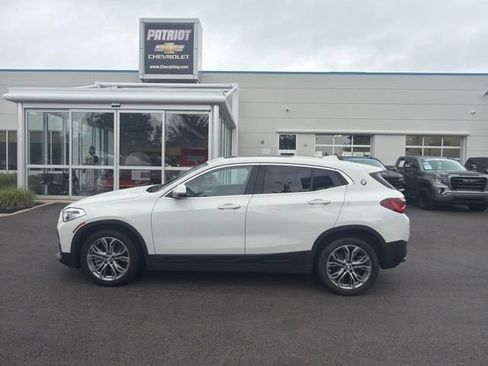 Used 2022 BMW X2 xDrive28i w/ Convenience Package AWD/4WD image 1