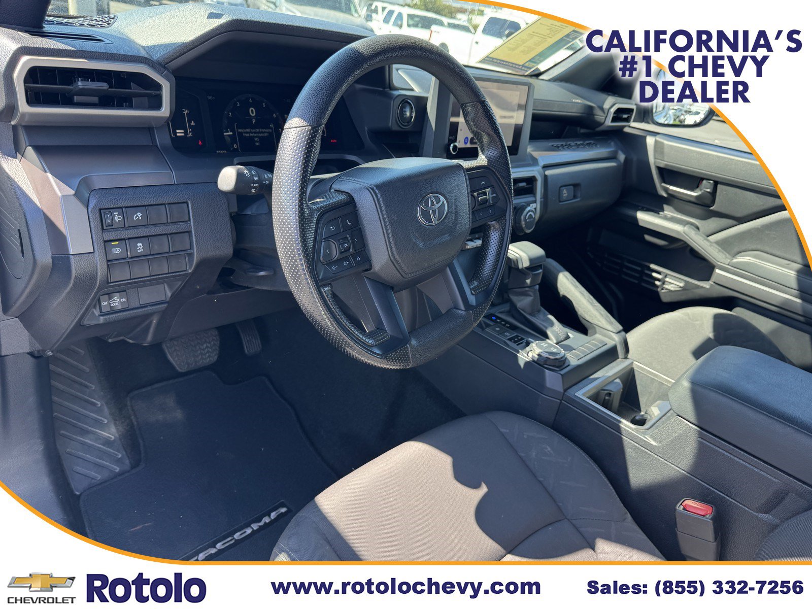 Used 2025 Toyota Tacoma SR5 AWD/4WD image 14