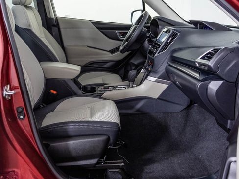 Used 2023 Subaru Forester Premium image 45