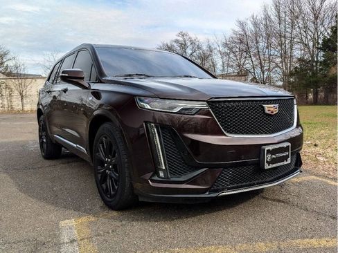 Used 2020 Cadillac XT6 Sport AWD/4WD image 2